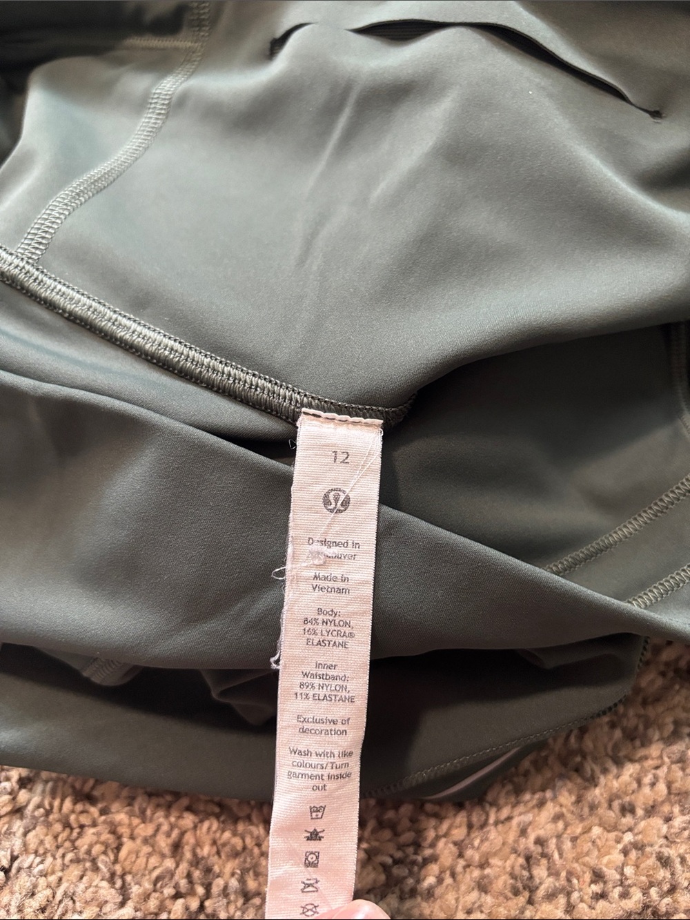 Lululemon Base Pace High-Rise Reflective Short 8" size 12 - Picture 4 of 5